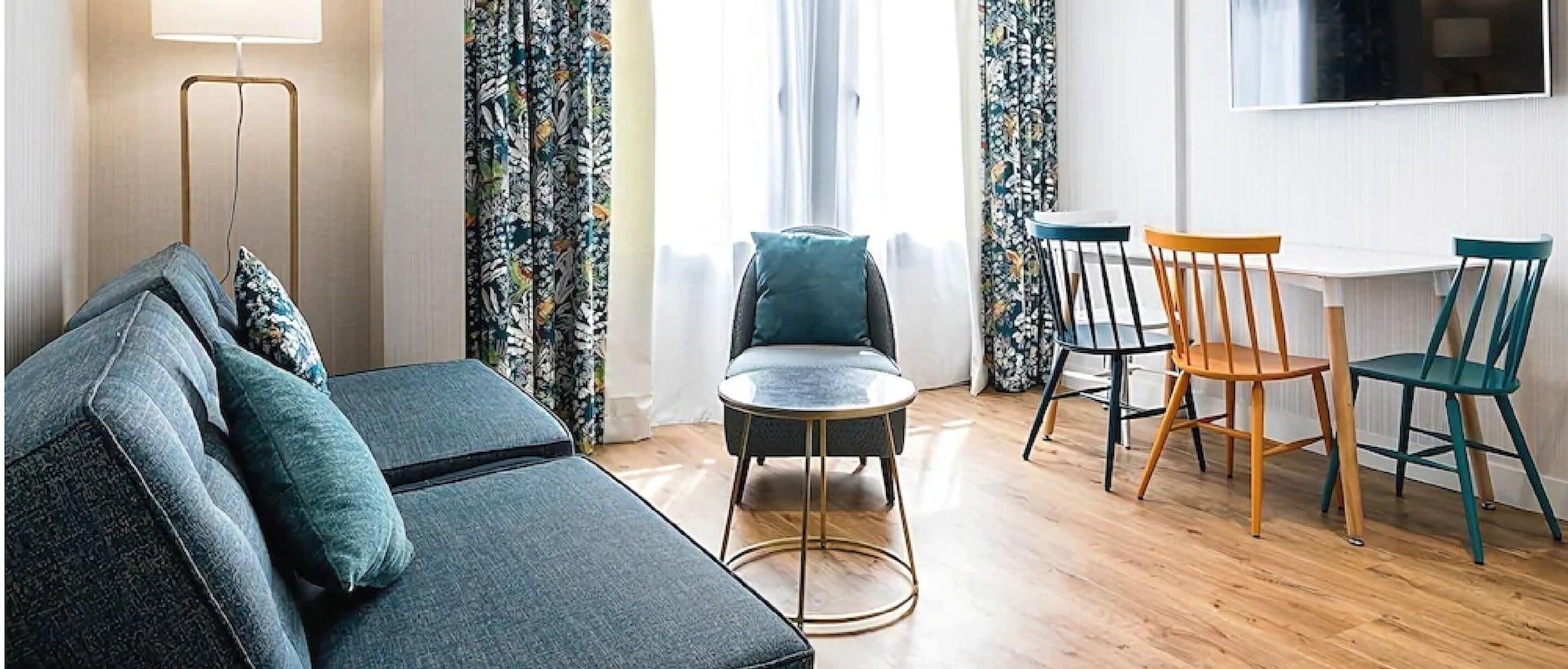Aparthotel Cadet